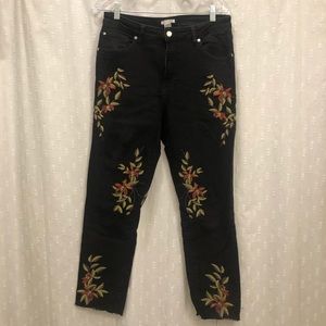 H&M Embroidered High Rise Black Jean